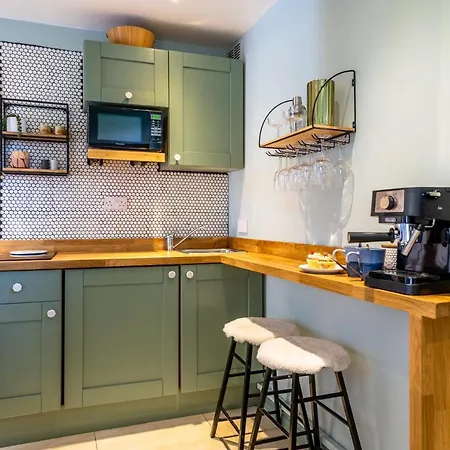 The Beehive Apartment